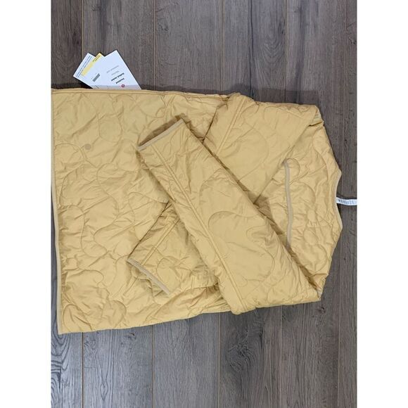 New Lululemon  Insulated Quilted  Jacket - Picture 5 of 7
